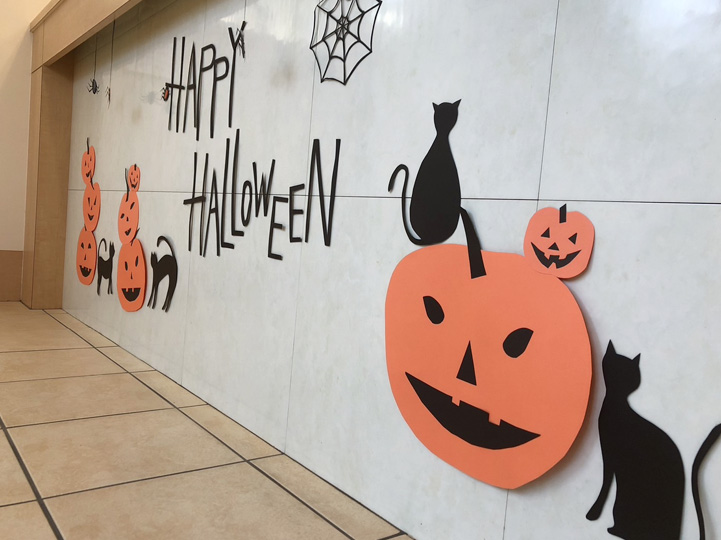 猫たちのハロウィンパーティー